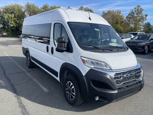 Nuevos RAM PROMASTER 3500 à Estados chez autogozo