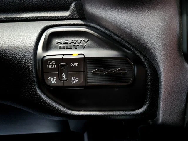 SEMINUEVOS RAM 2500 at Columbus in Bob Caldwell Chrysler Jeep Dodge Ram