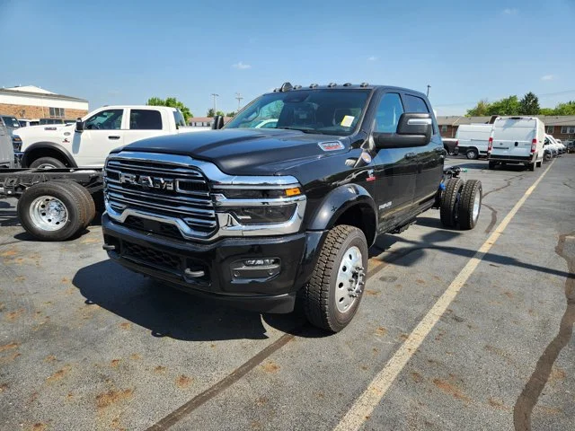 Nuevos RAM 4500HD at Columbus in Bob Caldwell Chrysler Jeep Dodge Ram