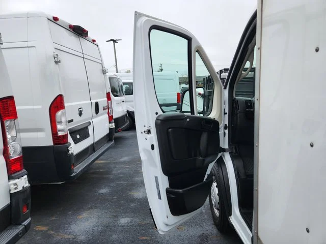 SEMINUEVOS RAM ProMaster 3500 Cutaway at Columbus in Bob Caldwell Chrysler Jeep Dodge Ram