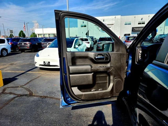 SEMINUEVOS CHEVROLET Silverado 1500 at Columbus in Bob Caldwell Chrysler Jeep Dodge Ram