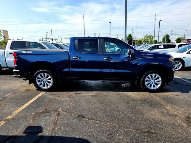 SEMINUEVOS CHEVROLET Silverado 1500 at Columbus in Bob Caldwell Chrysler Jeep Dodge Ram