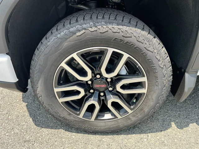 Nuevos GMC SIERRA 1500 at Matthews in Liberty Buick GMC