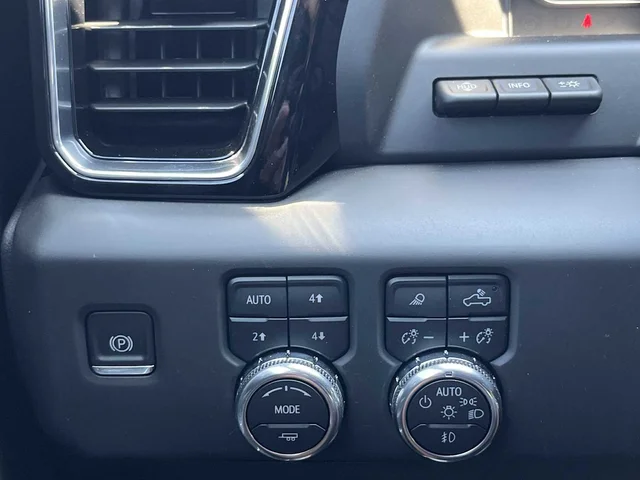 Nuevos GMC SIERRA 1500 at Matthews in Liberty Buick GMC