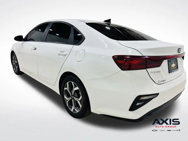 SEMINUEVOS KIA Forte a Estados en autogozo