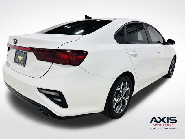 SEMINUEVOS KIA Forte a Estados en autogozo