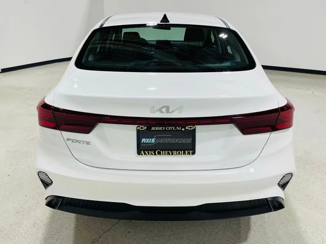 SEMINUEVOS KIA Forte a Estados en autogozo