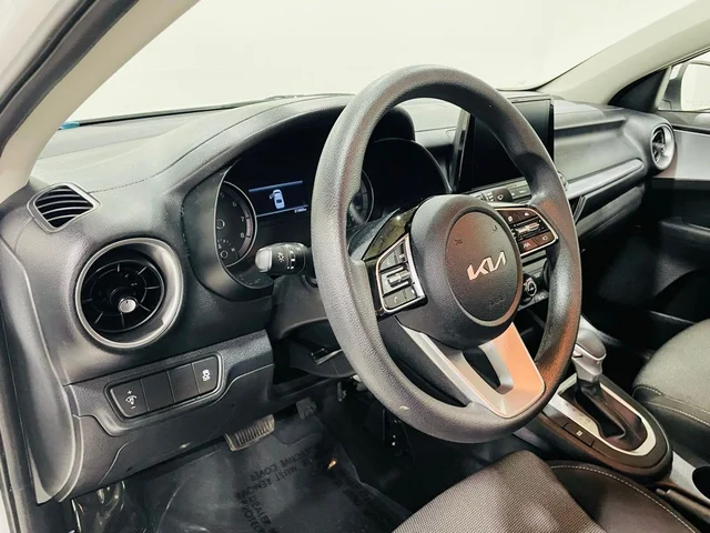 SEMINUEVOS KIA Forte a Estados en autogozo