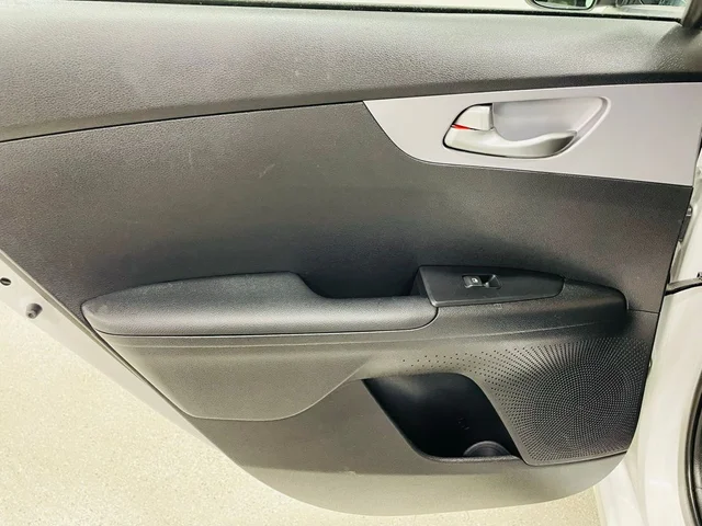 SEMINUEVOS KIA Forte a Estados en autogozo