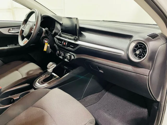 SEMINUEVOS KIA Forte a Estados en autogozo
