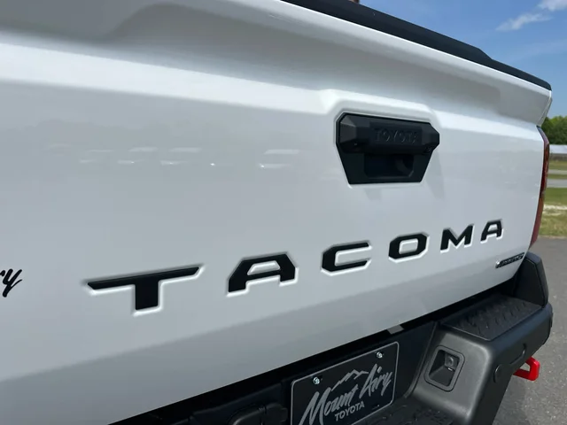 Nuevos TOYOTA TACOMA I-FORCE MAX at Mt Airy in Mount Airy Toyota