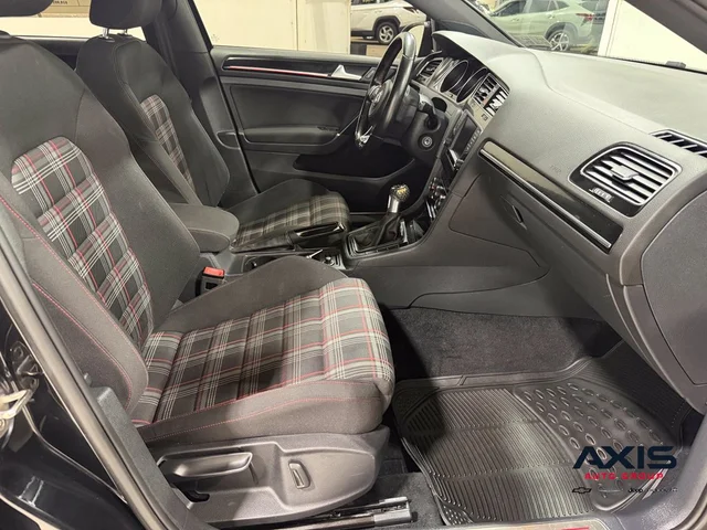 SEMINUEVOS VOLKSWAGEN Golf GTI a Estados en autogozo