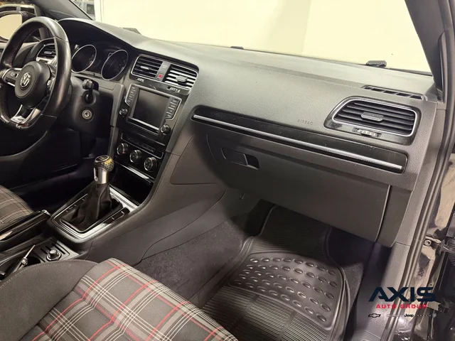 SEMINUEVOS VOLKSWAGEN Golf GTI a Estados en autogozo