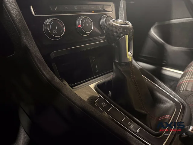SEMINUEVOS VOLKSWAGEN Golf GTI a Estados en autogozo