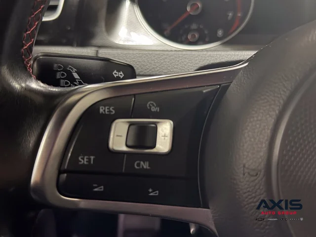 SEMINUEVOS VOLKSWAGEN Golf GTI a Estados en autogozo