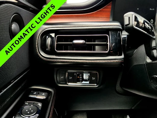 SEMINUEVOS LINCOLN Aviator at Columbus in Bob Caldwell Chrysler Jeep Dodge Ram