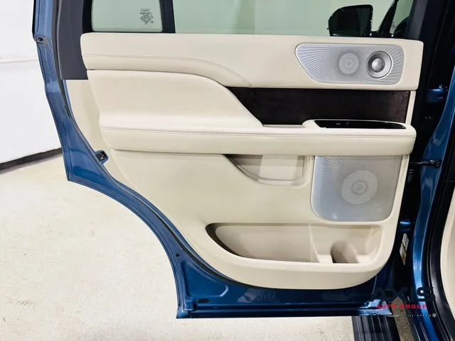 SEMINUEVOS LINCOLN Navigator a Estados en autogozo