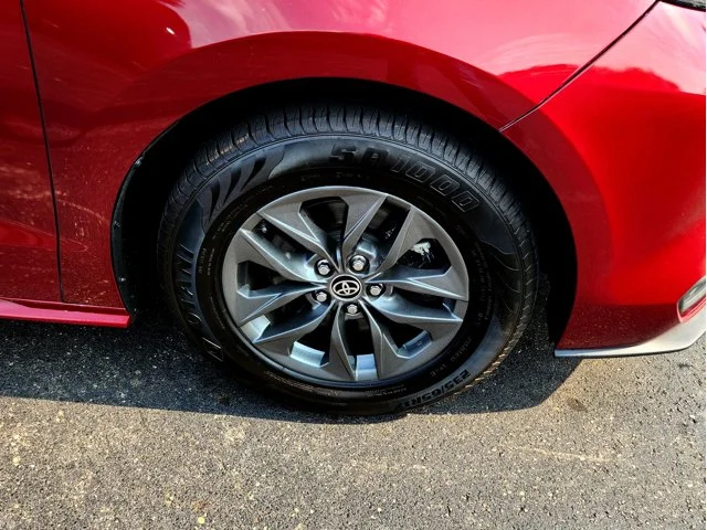 SEMINUEVOS TOYOTA Sienna at Columbus in Bob Caldwell Chrysler Jeep Dodge Ram