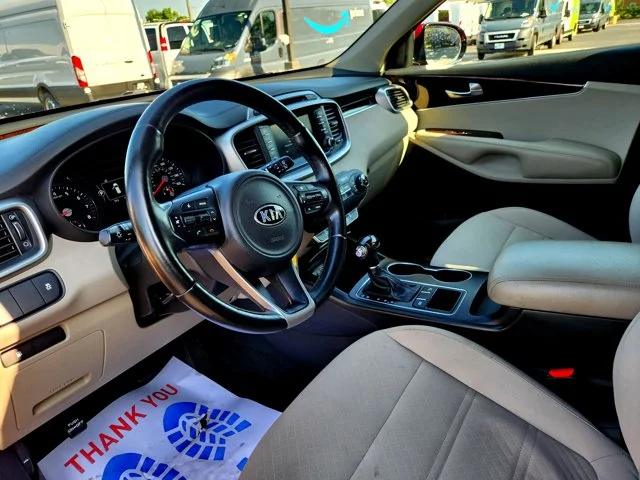 SEMINUEVOS KIA Sorento at Columbus in Bob Caldwell Chrysler Jeep Dodge Ram
