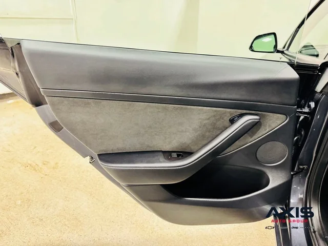 SEMINUEVOS TESLA Model 3 a Estados en autogozo