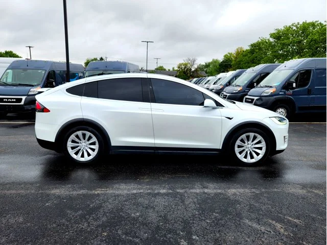 SEMINUEVOS TESLA Model X at Columbus in Bob Caldwell Chrysler Jeep Dodge Ram