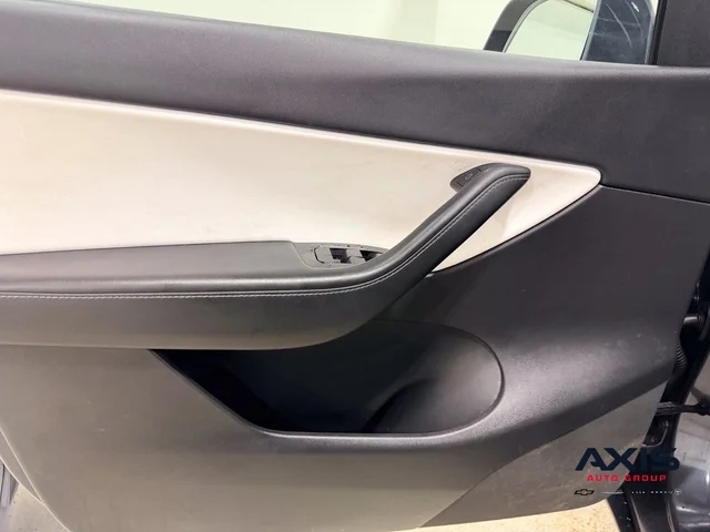 SEMINUEVOS TESLA Model Y a Estados en autogozo