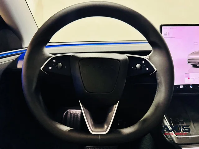 SEMINUEVOS TESLA Model Y a Estados en autogozo