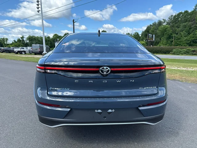 Nuevos TOYOTA TOYOTA CROWN at Mt Airy in Mount Airy Toyota