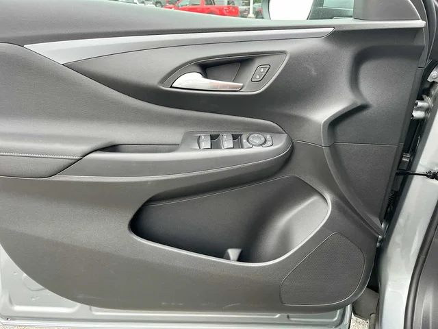 Nuevos BUICK ENVISTA at Matthews in Liberty Buick GMC