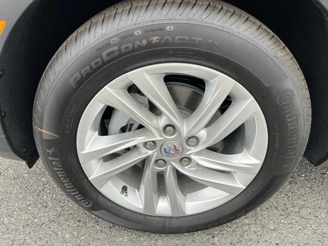 Nuevos BUICK ENVISTA at Matthews in Liberty Buick GMC