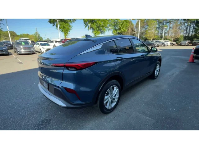 Nuevos BUICK ENVISTA at Matthews in Liberty Buick GMC