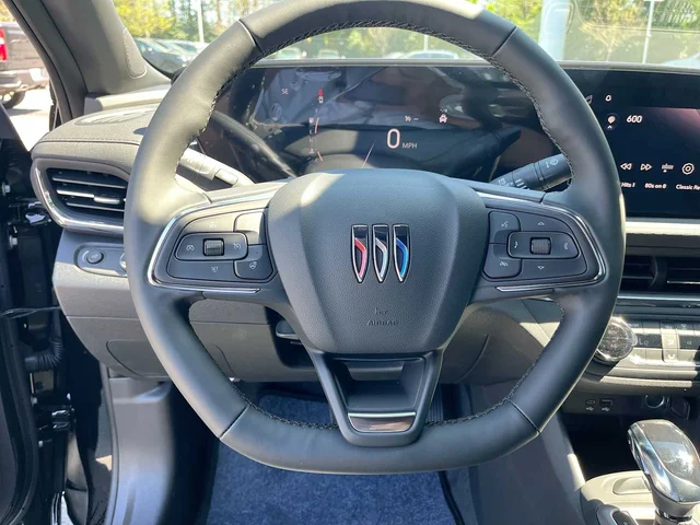 Nuevos BUICK ENVISTA at Matthews in Liberty Buick GMC