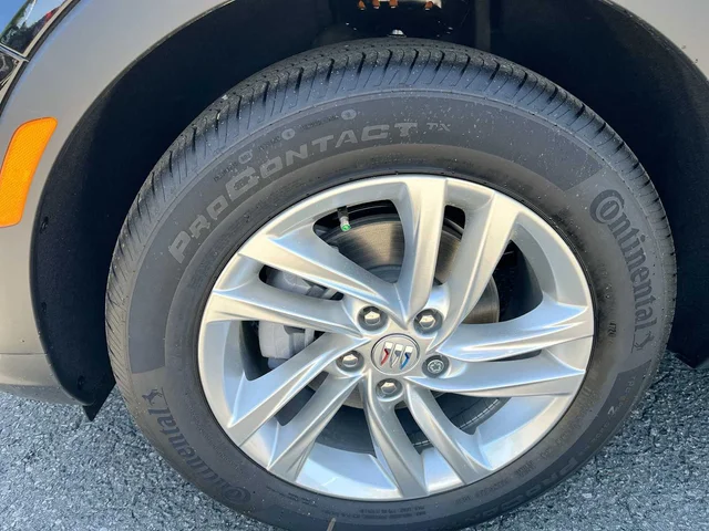 Nuevos BUICK ENVISTA at Matthews in Liberty Buick GMC