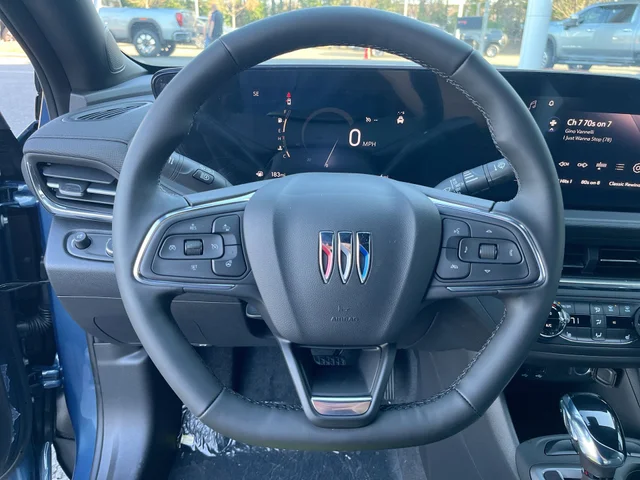 Nuevos BUICK ENVISTA at Matthews in Liberty Buick GMC