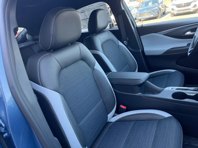 Nuevos BUICK ENVISTA at Matthews in Liberty Buick GMC