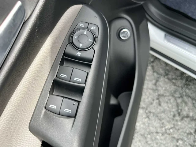 Nuevos BUICK ENVISTA at Matthews in Liberty Buick GMC