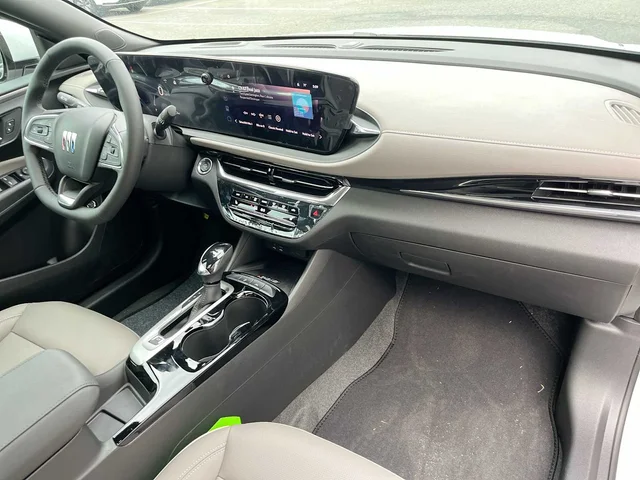 Nuevos BUICK ENVISTA at Matthews in Liberty Buick GMC