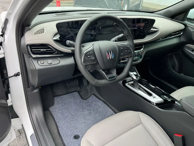 Nuevos BUICK ENVISTA at Matthews in Liberty Buick GMC