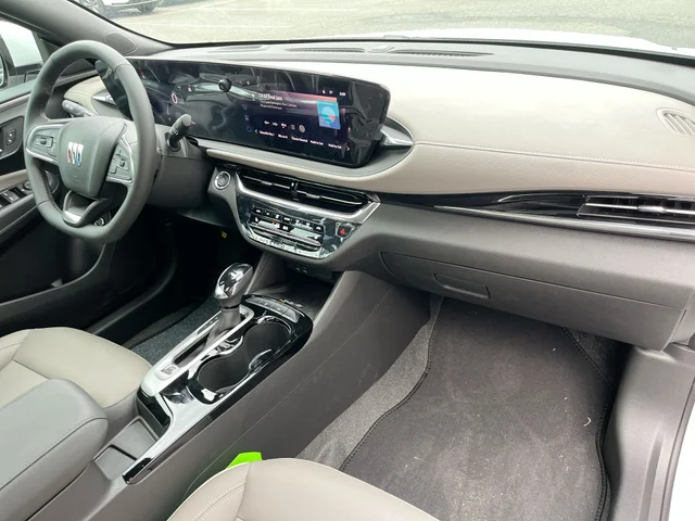 Nuevos BUICK ENVISTA at Matthews in Liberty Buick GMC