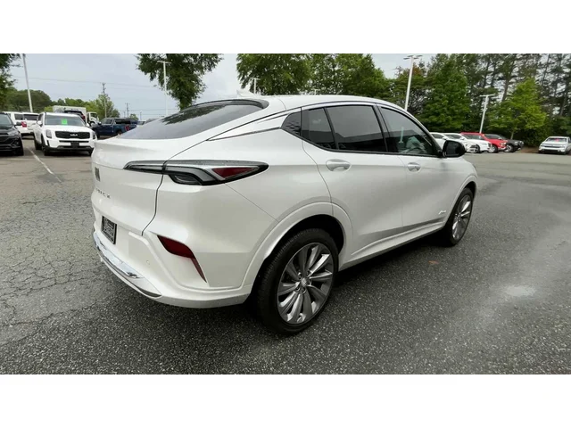 Nuevos BUICK ENVISTA at Matthews in Liberty Buick GMC
