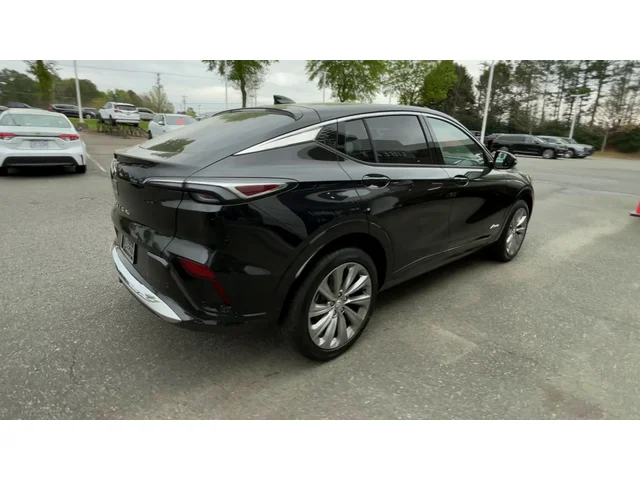 Nuevos BUICK ENVISTA at Matthews in Liberty Buick GMC