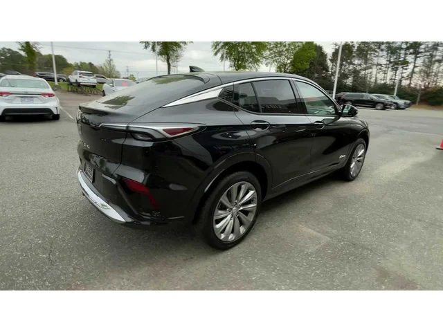 Nuevos BUICK ENVISTA at Matthews in Liberty Buick GMC