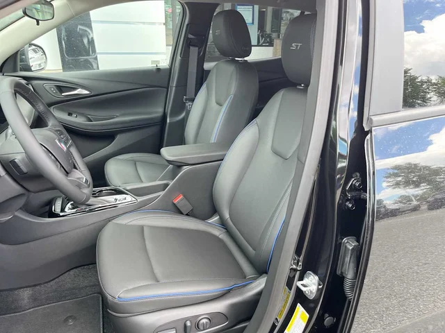 Nuevos BUICK ENCORE GX at Matthews in Liberty Buick GMC