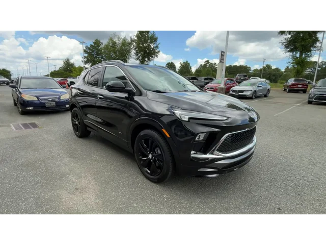 Nuevos BUICK ENCORE GX at Matthews in Liberty Buick GMC