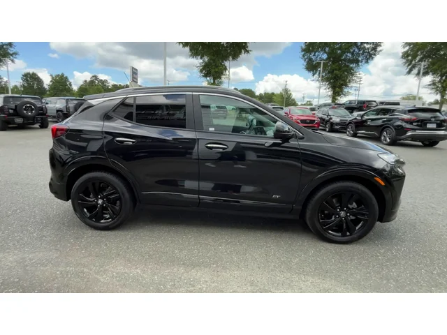 Nuevos BUICK ENCORE GX at Matthews in Liberty Buick GMC