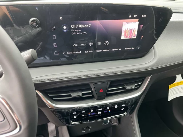 Nuevos BUICK ENCORE GX at Matthews in Liberty Buick GMC