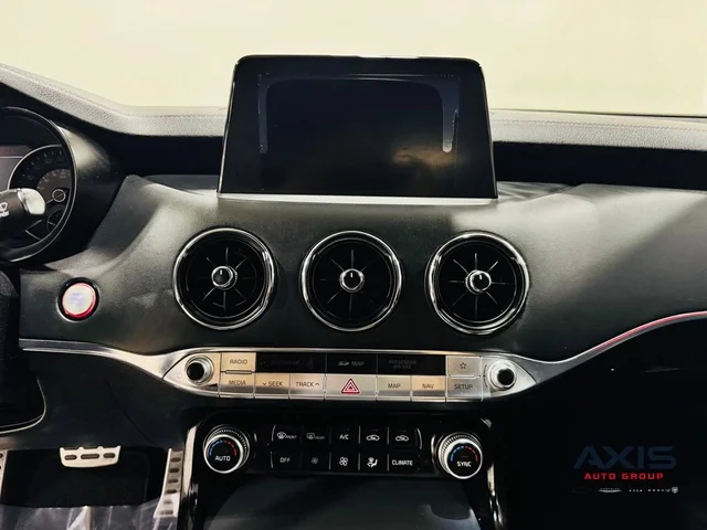SEMINUEVOS KIA Stinger a Estados en autogozo