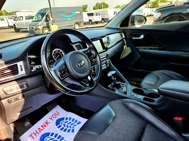 SEMINUEVOS KIA Niro at Columbus in Bob Caldwell Chrysler Jeep Dodge Ram