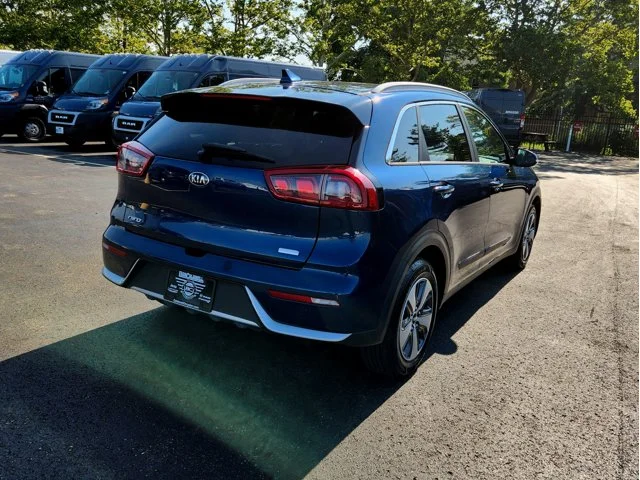 SEMINUEVOS KIA Niro at Columbus in Bob Caldwell Chrysler Jeep Dodge Ram