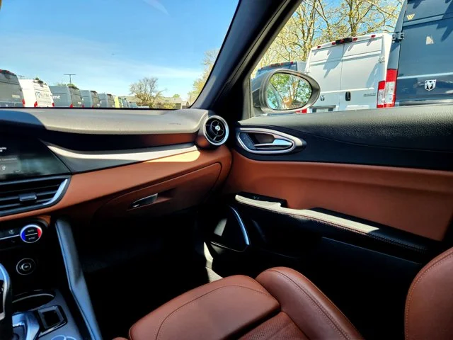 SEMINUEVOS ALFA ROMEO Giulia at Columbus in Bob Caldwell Chrysler Jeep Dodge Ram